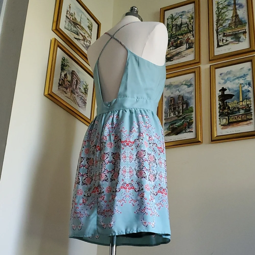 Robin's Egg Blue Floral Strappy Backless Sun Dress - Picture 4 of 14